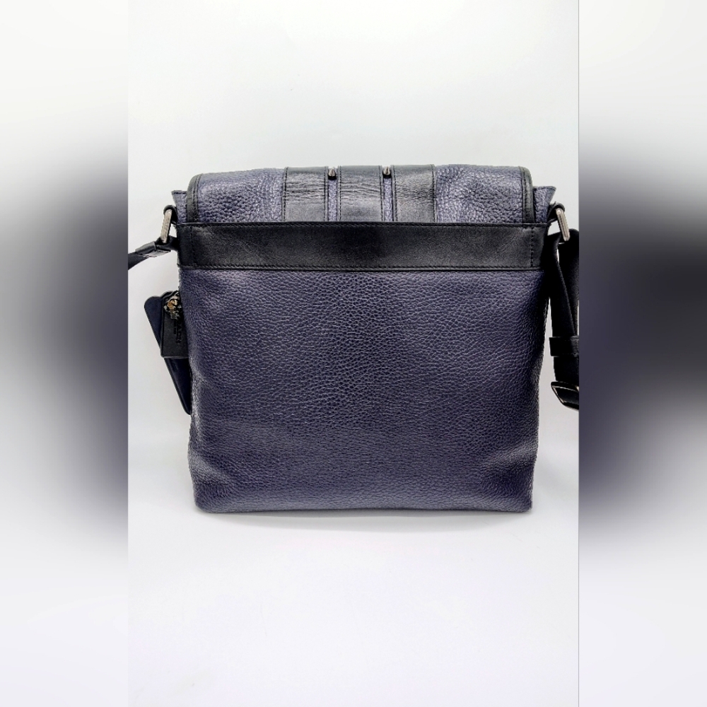 Coach Bond small Messenger Bag. Pebble Leather Navy/black. Upcrafted w skulls. - Picture 12 of 15